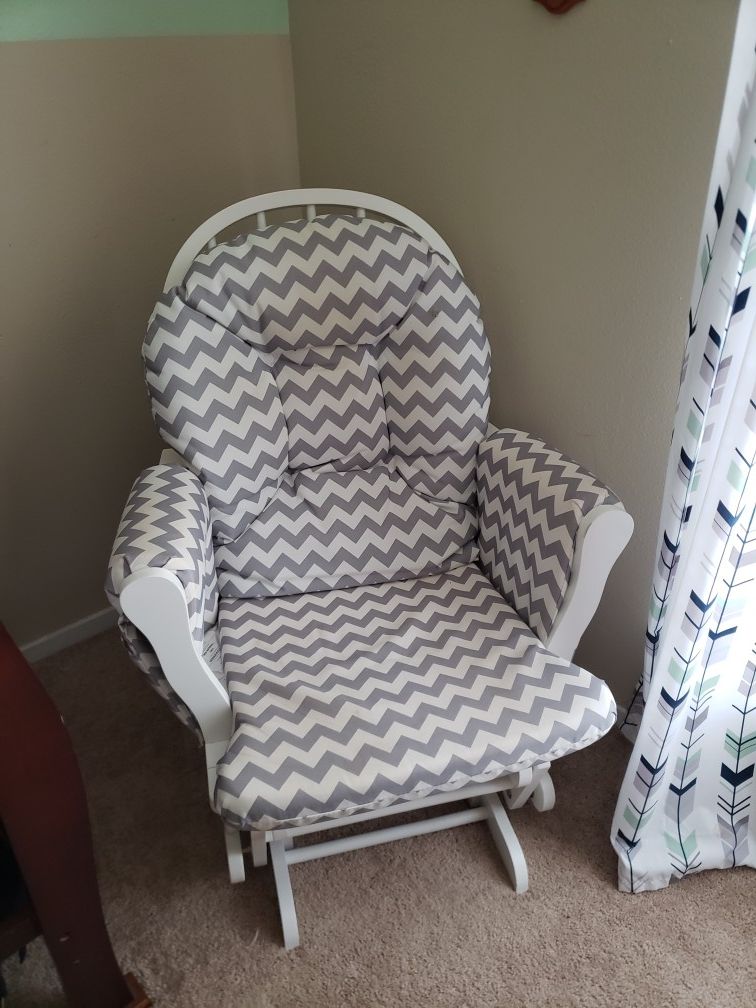 Gray Rocker, Like new