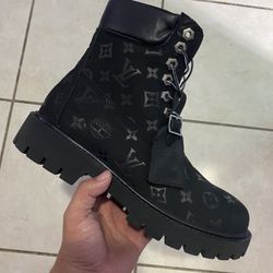 Timb Black Boots 