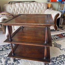 Vintage 3-Tier Solid Wood End Table with Fluted Legs, Brown Finish