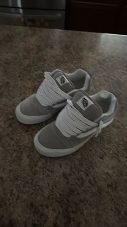 Knu school vans size 8 men light grey