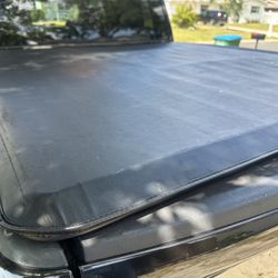Rapid roll Tonneau Truck Bed Cover 69”