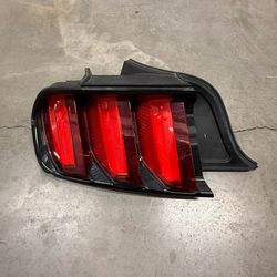 2015-2017 Ford Mustang GT Left Driver Side LED Tail Light Lamp FR3B13B505B OEM