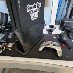 Xbox One And Wired Controller