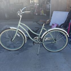 Huffy Beach Cruiser