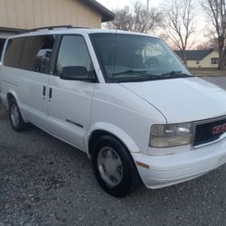 2001 GMC Safari