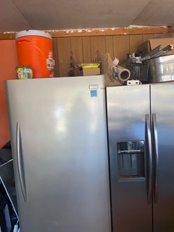 Fridgedare upright freezer