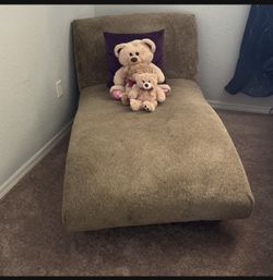Lounge chair