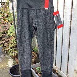 Kirkland signature - Gray leggings for Sale in Seattle, WA - OfferUp
