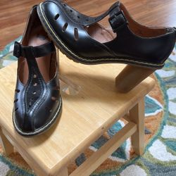 Women’s Dr. Martens Smooth  Leather Heels Black