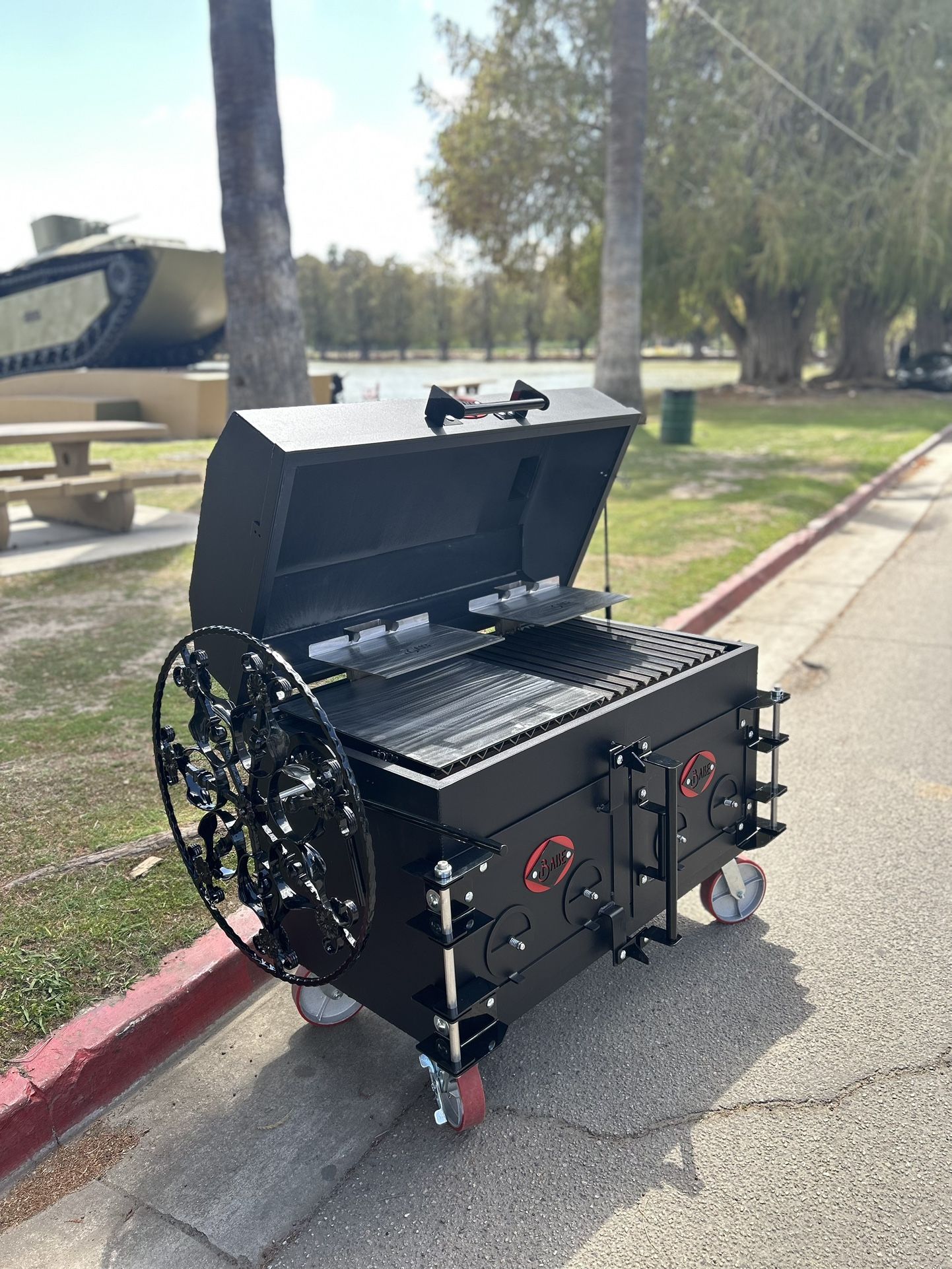 Smoker/ Santa Maria Hybrid, Smoker, Grill, BBQ, Barbecue, Wood Fire 