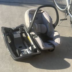 Baby Items Even Flow Car Seat, And A Baby Holder