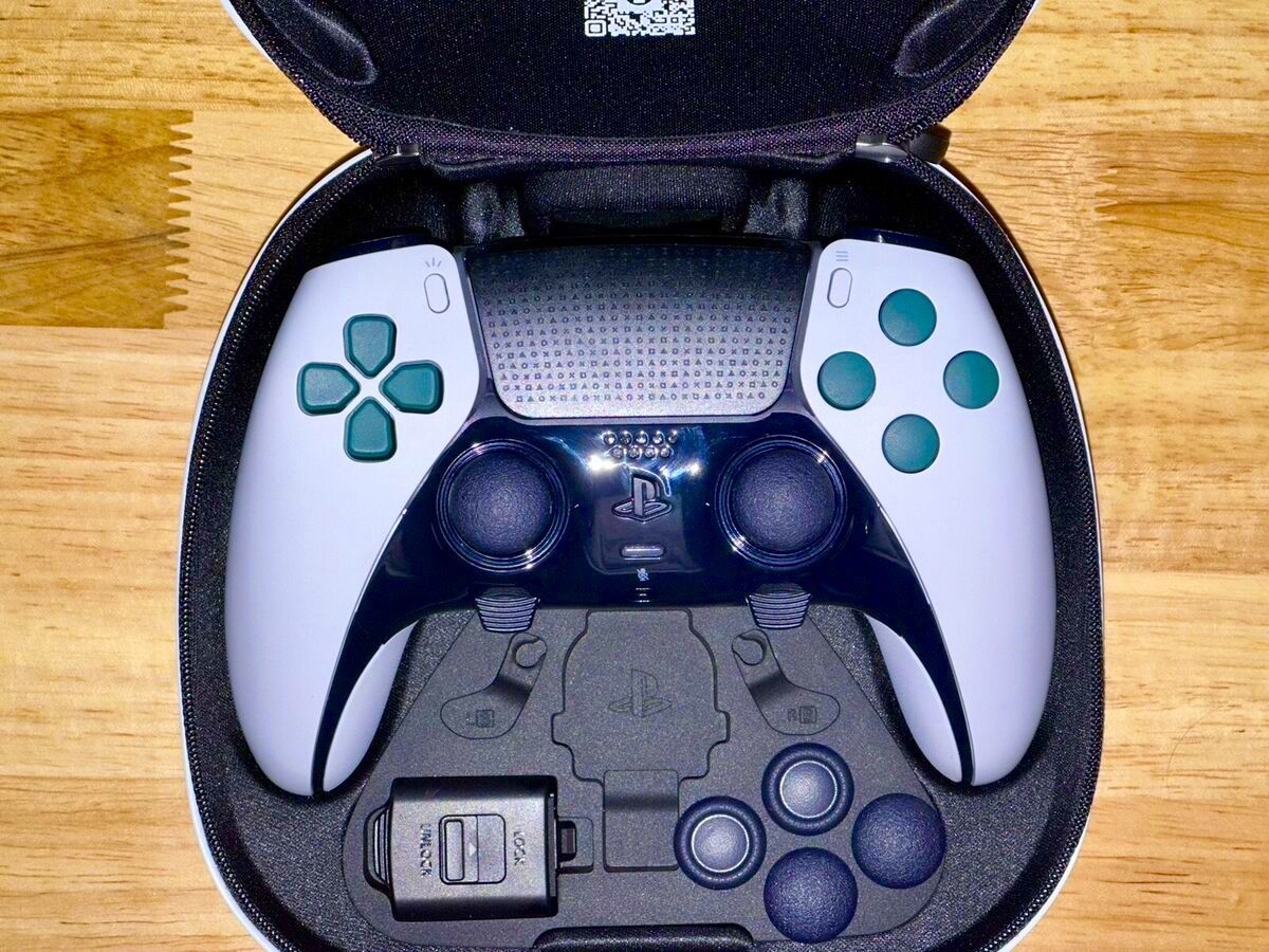 DualSense Edge® wireless controller