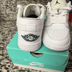 Air Jordan 1 Low Women’s 