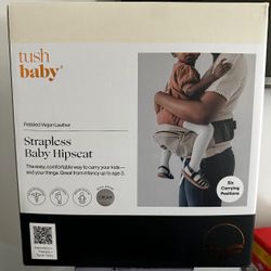 Tushbaby The Only Safety Certified Hip Seat Baby Carrier - Cream, Brand New