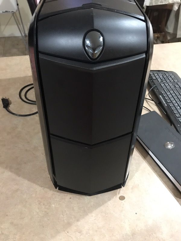 Alienware Gaming Desktop Computer