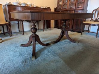 Mahogany Dining Table & Chairs