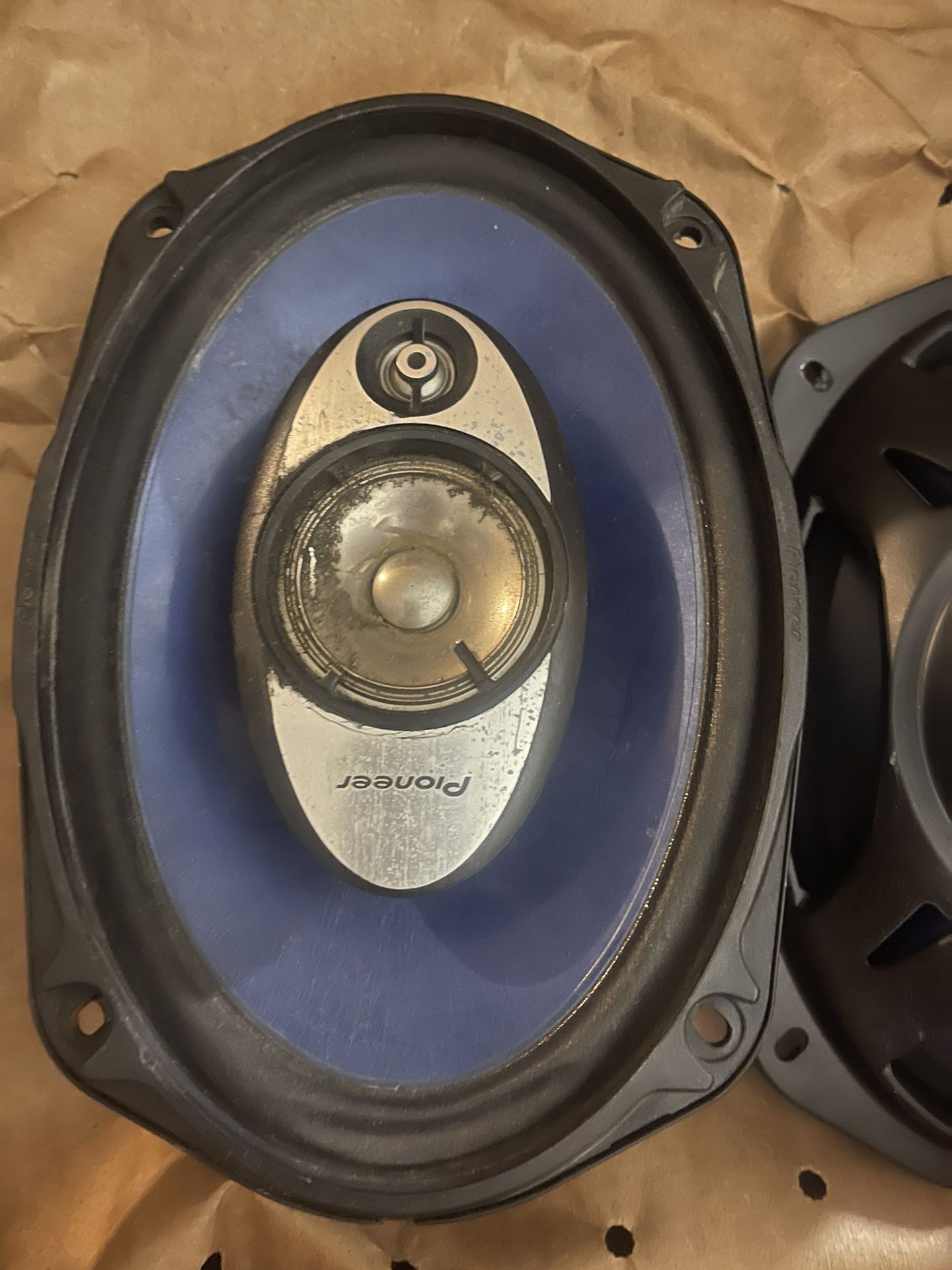 Pioneer TS-A 6961r 6X9 230 Watts .