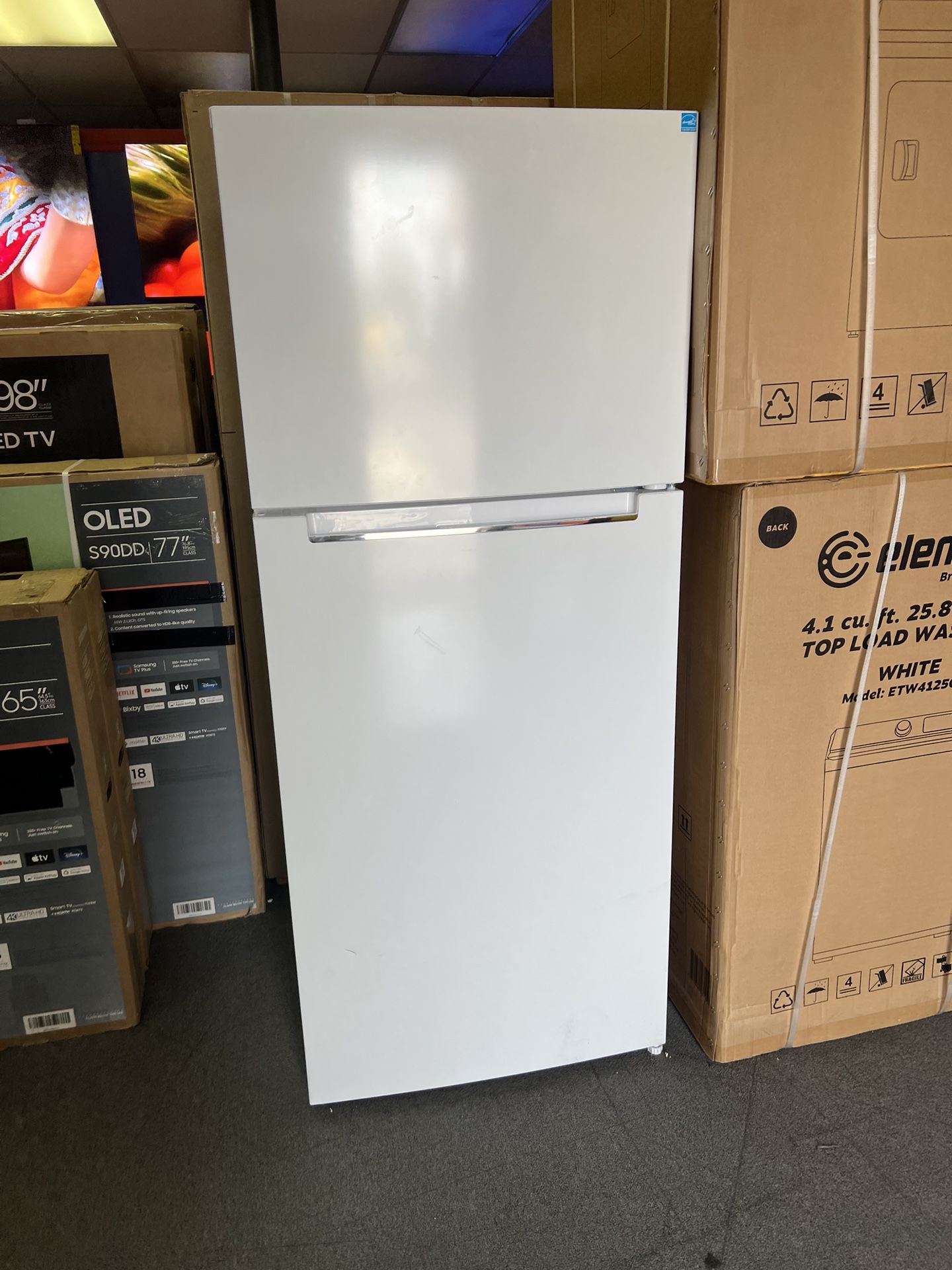 Element White Top Freezer Fridge