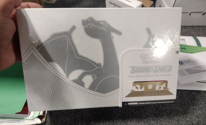 Pokemon Charizard Premium Collection 