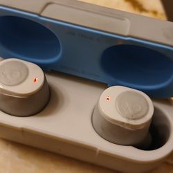 Skullcandy Jib True 2 Wireless Earbuds Brand New 