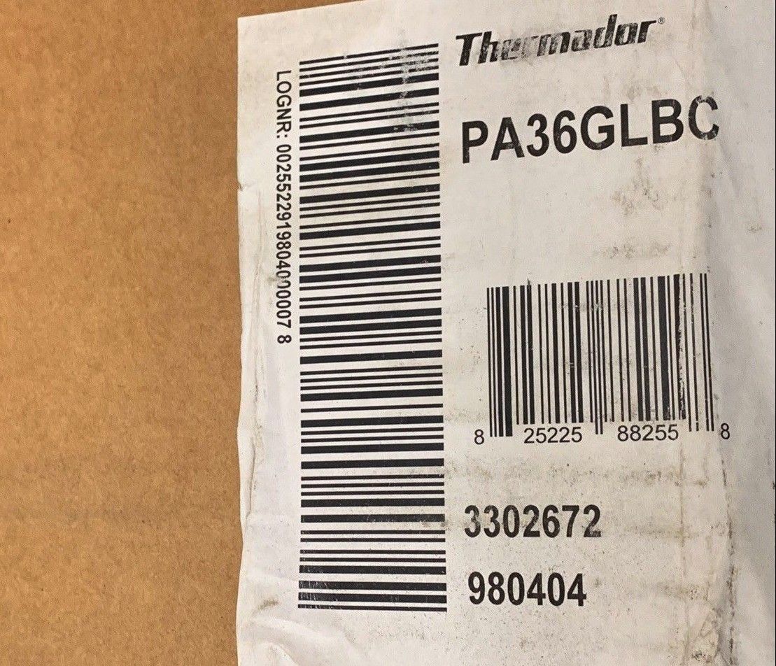 Q THERMADOR PROFESSIONAL SERIES PA36GLBC 12 INCH LOW BACK GUARD FOR 36 INCH RANGE