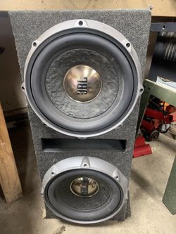 2 P1222 Jbl 12 Subwoofers 