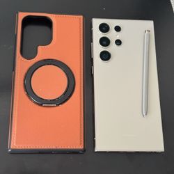 Samsung Galaxy Ultra S24 + FREE PHONE CASE