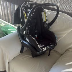 Graco Car Seat 