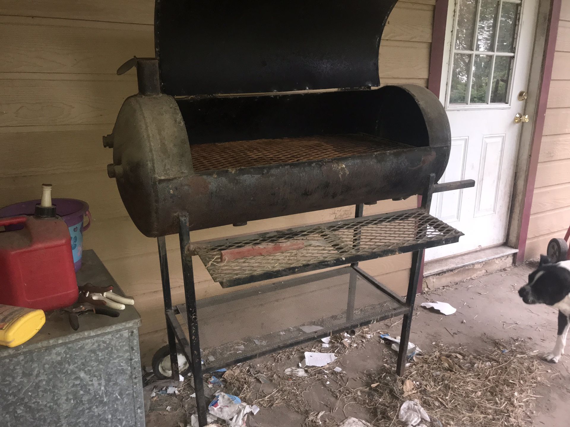 2 bbq pits