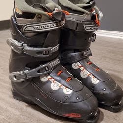 Salomon Men’s Ski Boots - Size 10