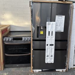 Stove LG Refrigerator LG 