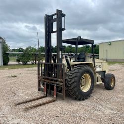 2004 INGERSOLL RAND ROUGH TERRAIN FORKLIFT 