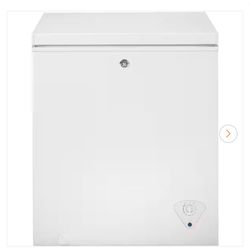 Garage Ready 5.1 cu. ft. Manual Defrost Chest Freezer in White