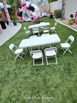 Kids Tables & Chairs