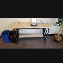 Entry Table, Console Table