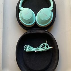 Bose Soundtrue Wired Headphones 