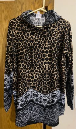 NEW Lularoe Amber Hoodie
