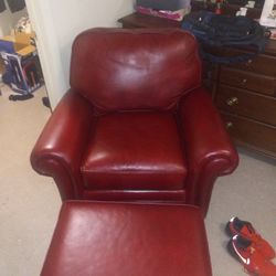 Selling A Nice Still New Hancock & Moore Chair 
