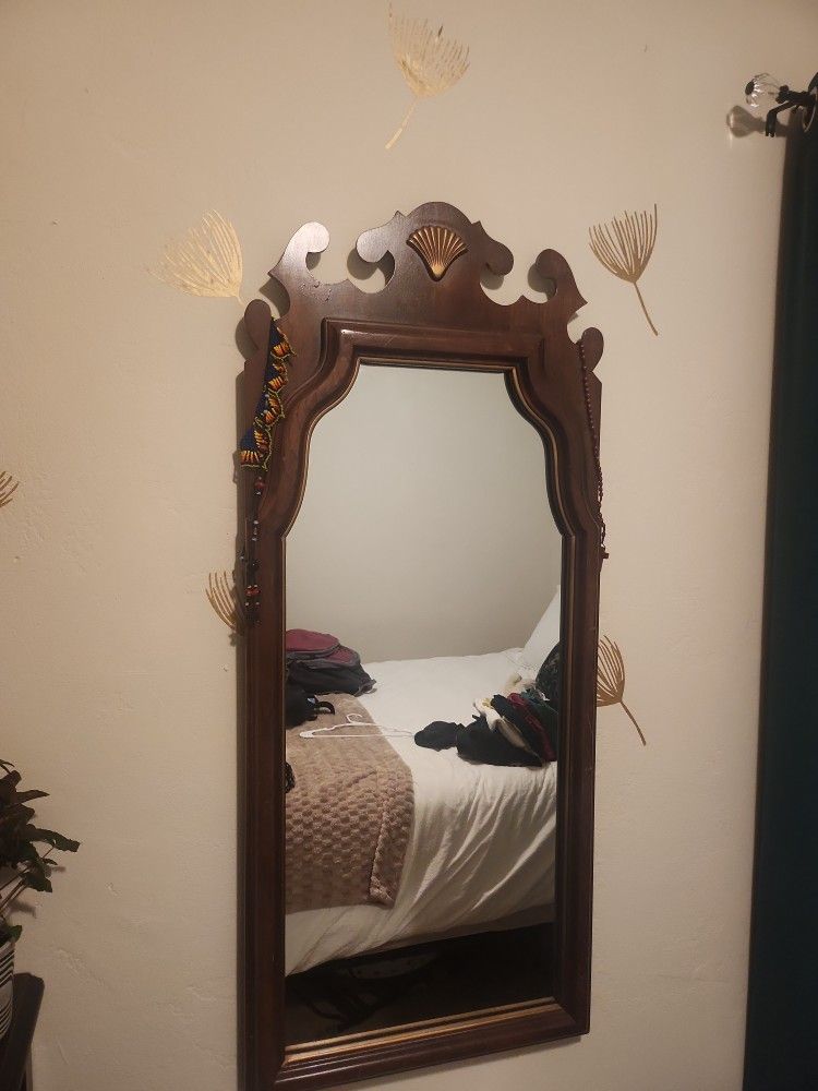 Antique Mirror With gold Seashell