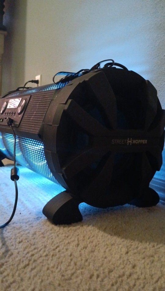 Street Hopper 8 – Soundstream