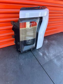 2022 2023 2024 Ford F-150, F150 Lightning Driver Side Left Side Headlight Oem