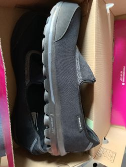 Skechers Woman’s size 9