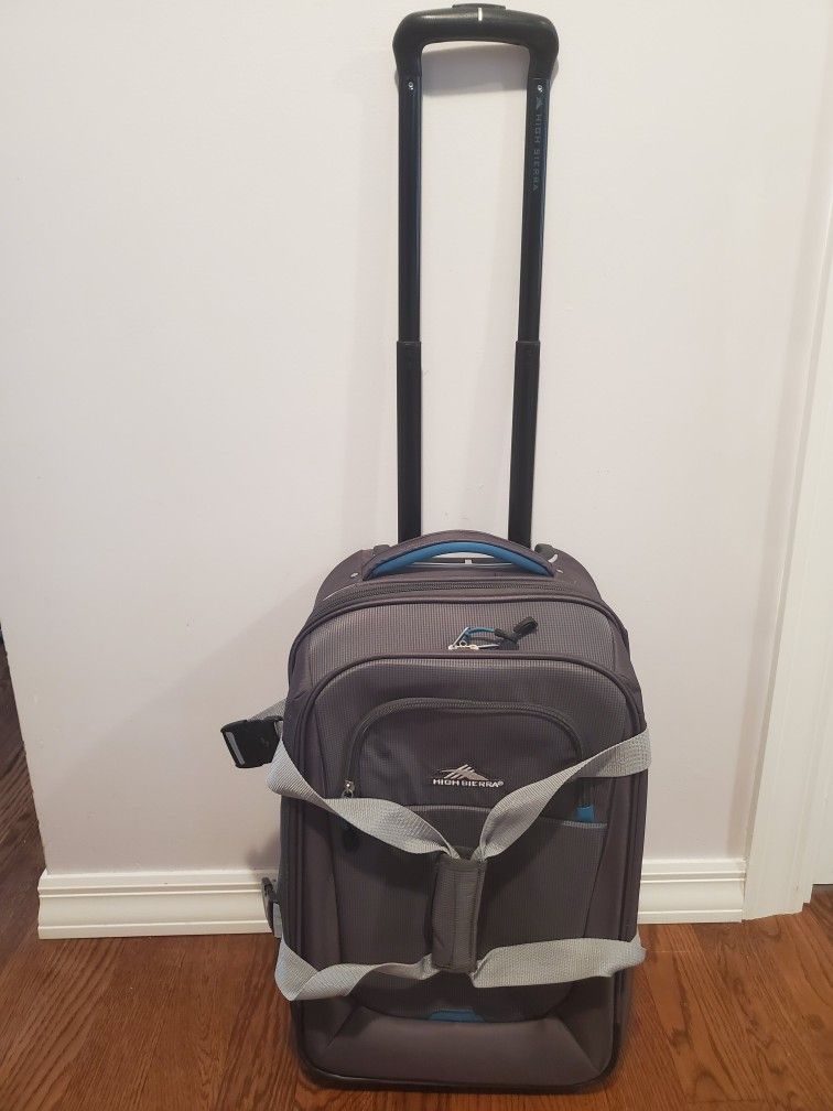 High Sierra Wheel Carry-on Luggage - Slate color