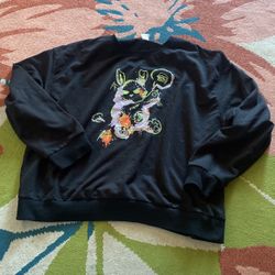 Black Sweatshirt Mad Bunny 