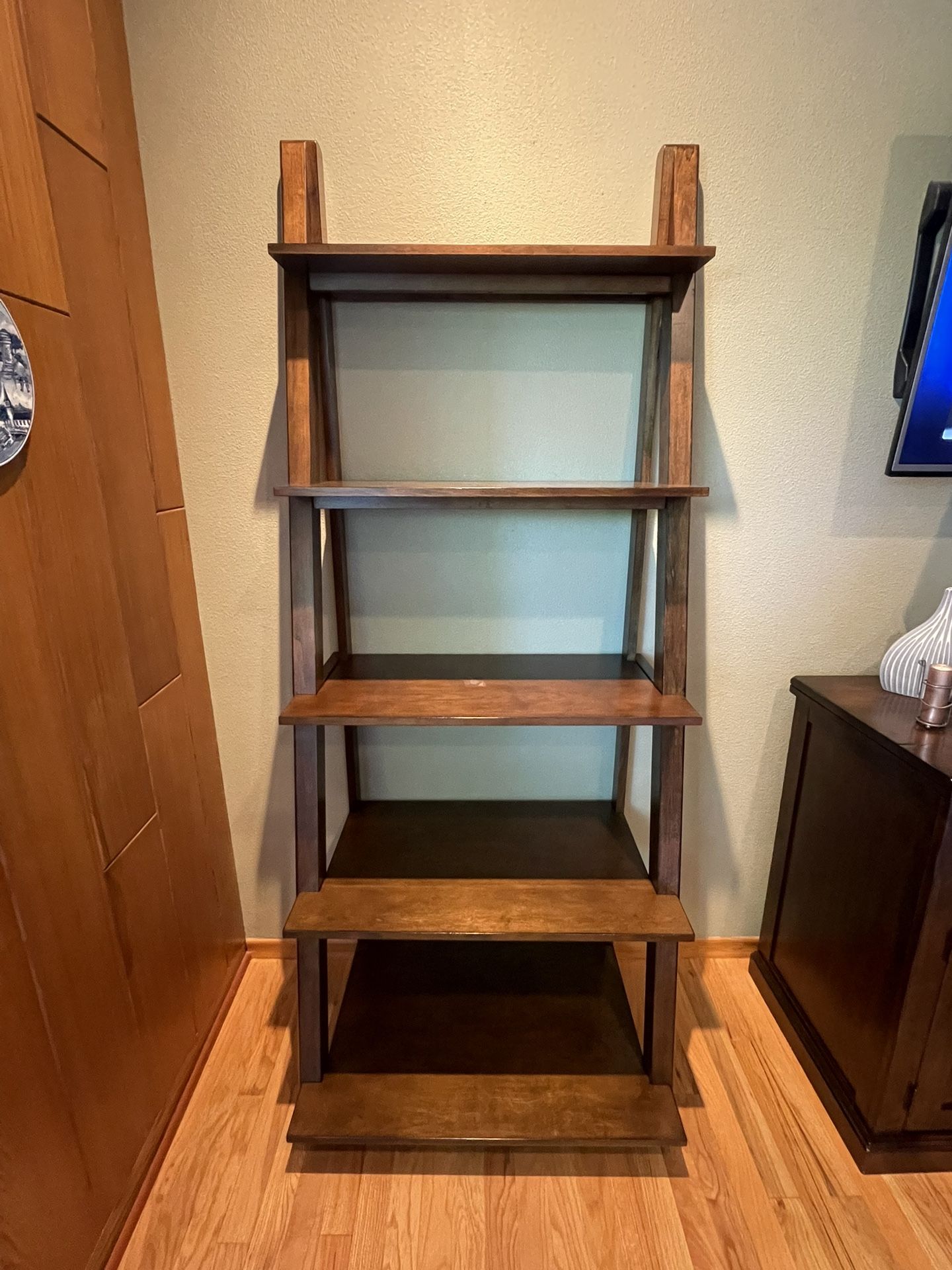 Bookshelf Ladder Shelf