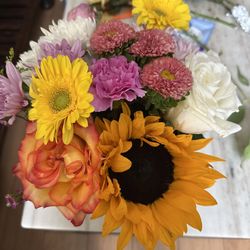 Mothers Day Arrangements
