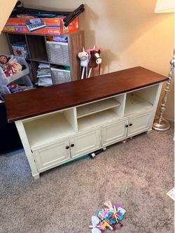 Wood Entertainment Center / TV Stand