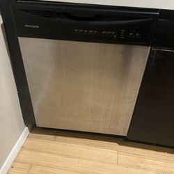 Dishwasher 
