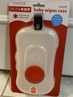 BRAND NEW Portable Baby Wipes Case by Skip Hop! Travel On-the-Go