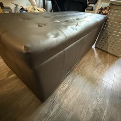 Ottoman with storage